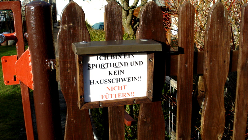Warnung.