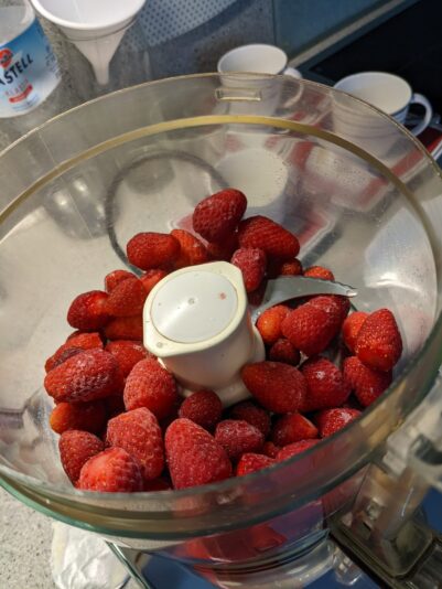 PXL_20220608_165150323.MP