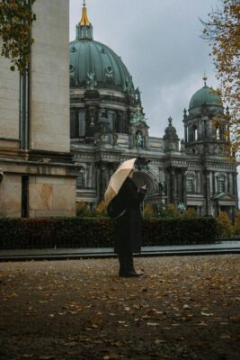 pexels-pascal-bronsert-736223622-18957080