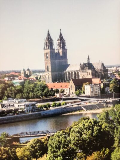 24D24C66-65FE-4BE0-8725-7CA8CBCC1121