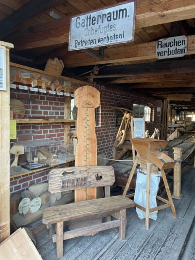 405578F0-186E-4859-9E43-F1D64E3C7DFB