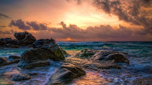 482-bewolkt-am-abend-am-meer