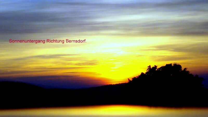 Sonnenuntergang Richtung Bernsdorf.