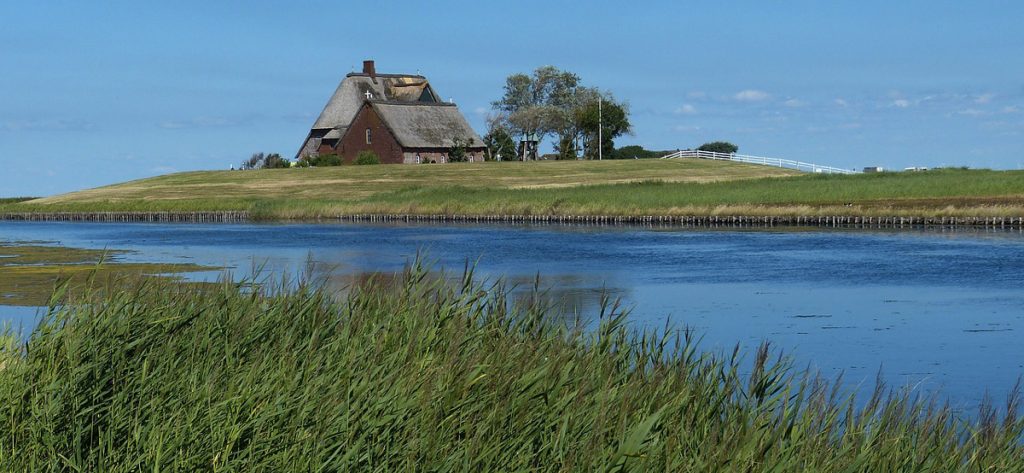 Blick auf eine Warft